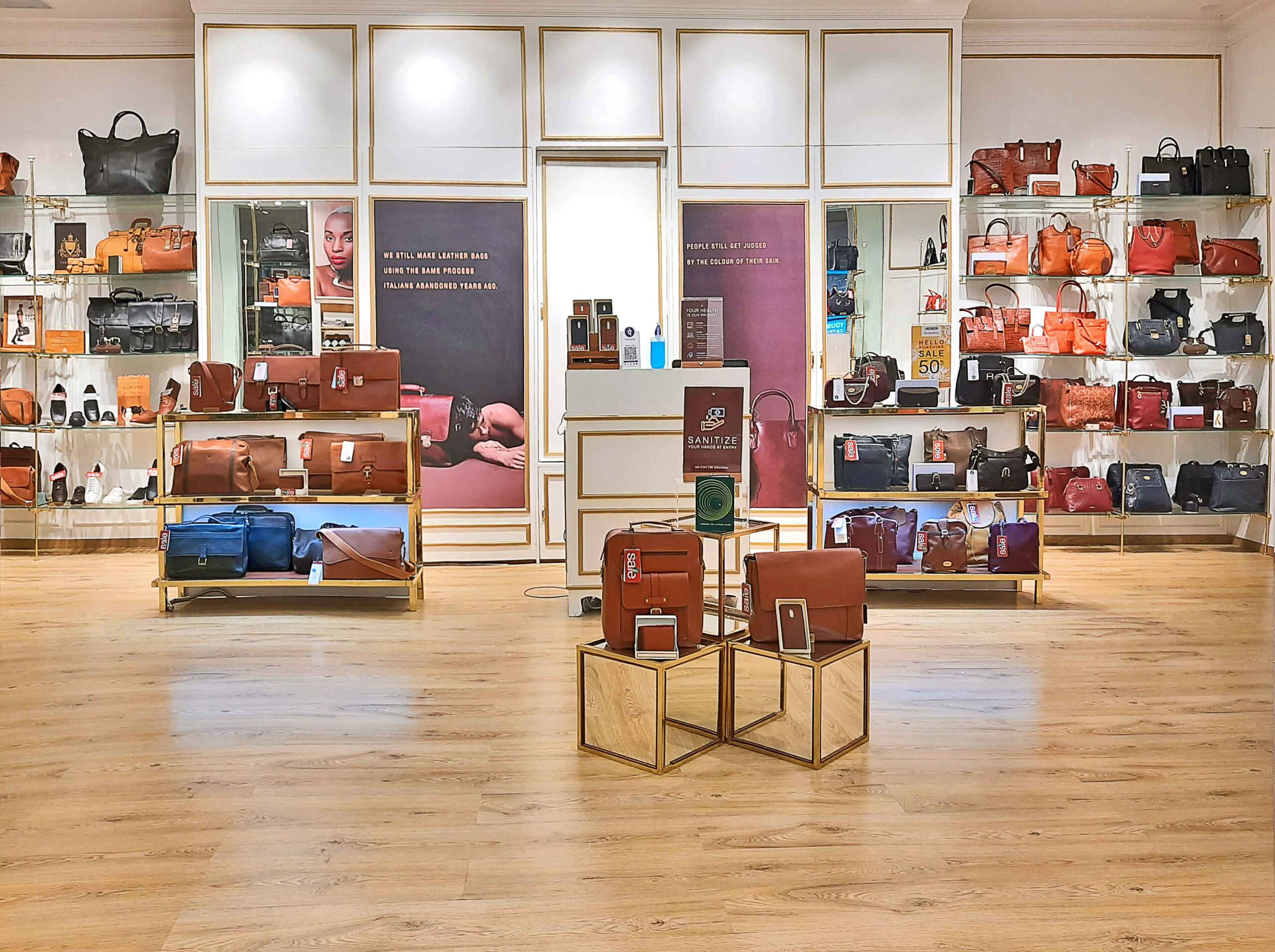 Hi design store image Ambience mall Gurugram 2