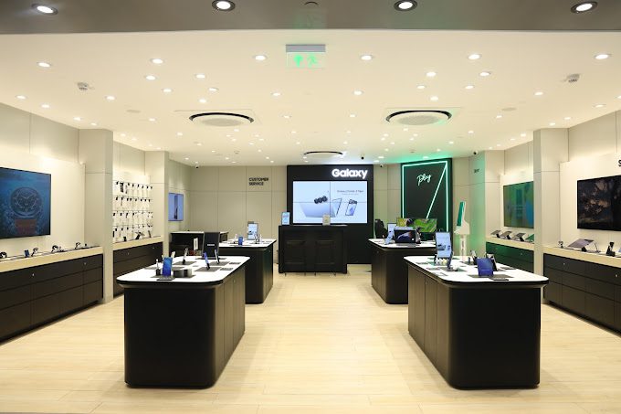 samsung store image vasant kunj mall 3