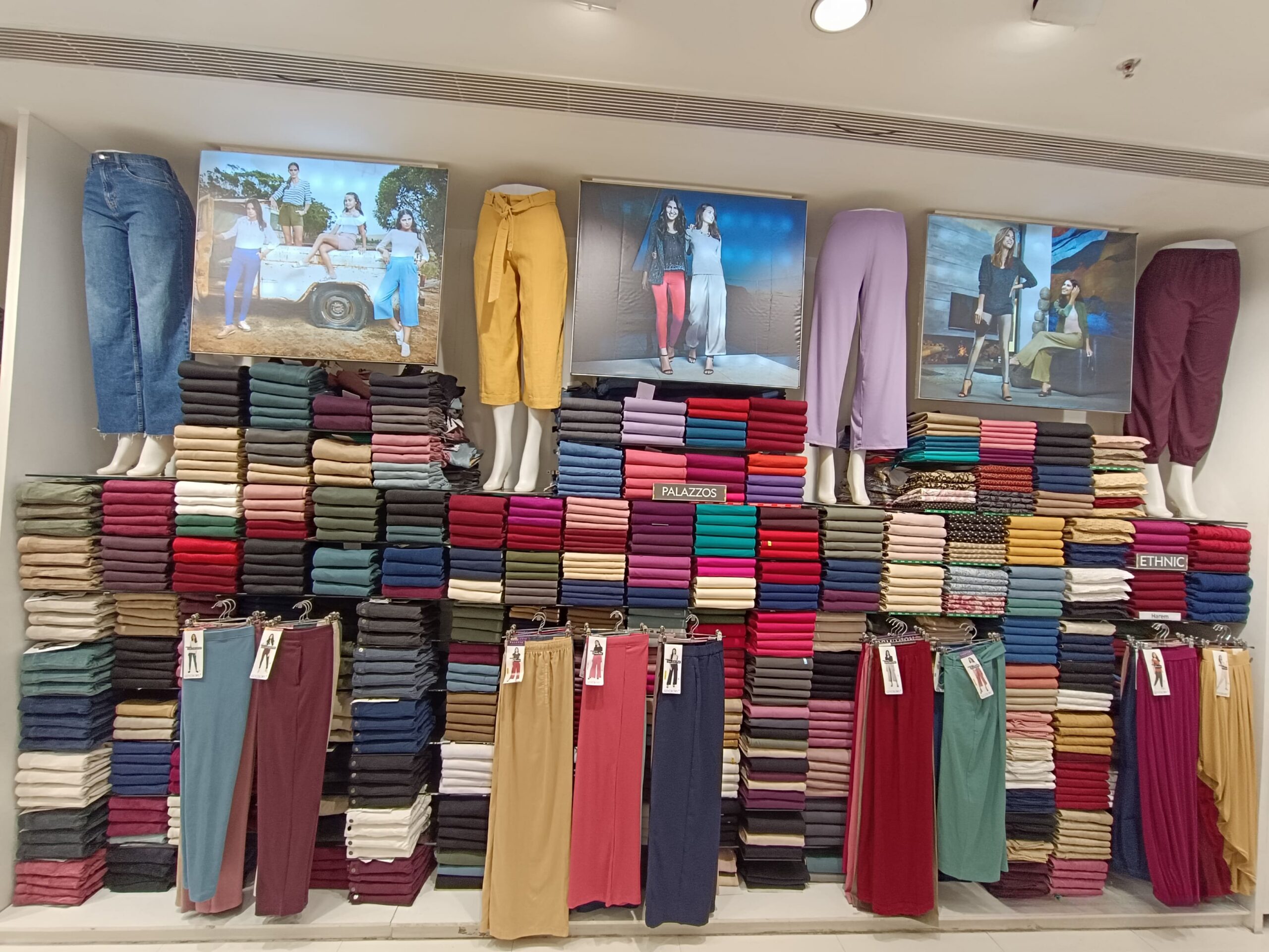 GO COLORS Ambience mall store image 1