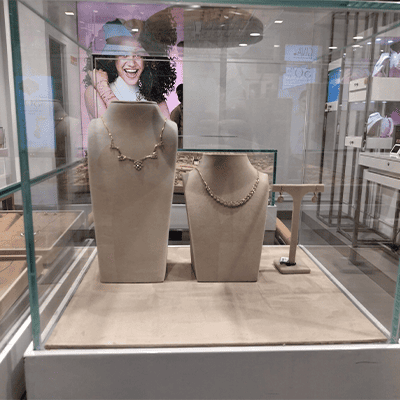 Mia by Tanishq store image Ambience mall Vasant Kunj 3