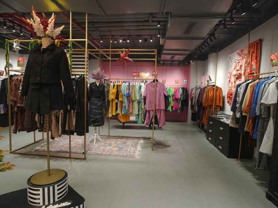 Stitch stories clothes ambience mall vasant kunj 5