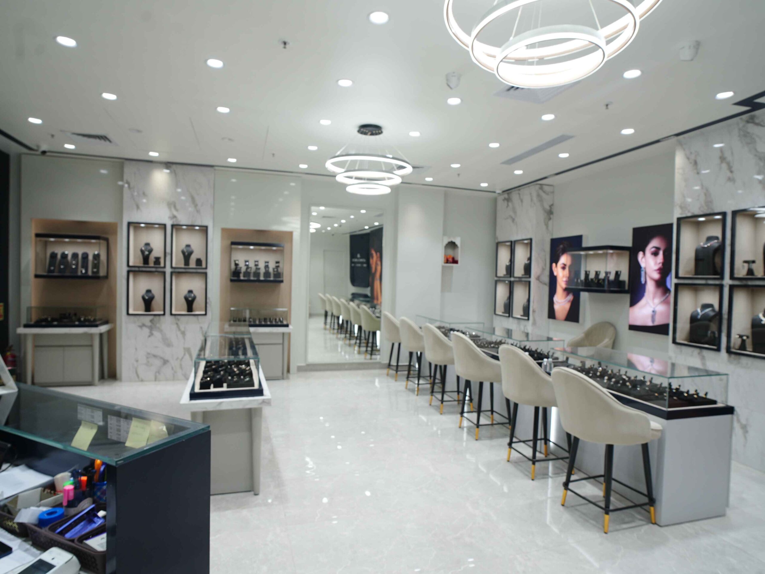 Jewelbox store image Ambience mall Gurugram 6