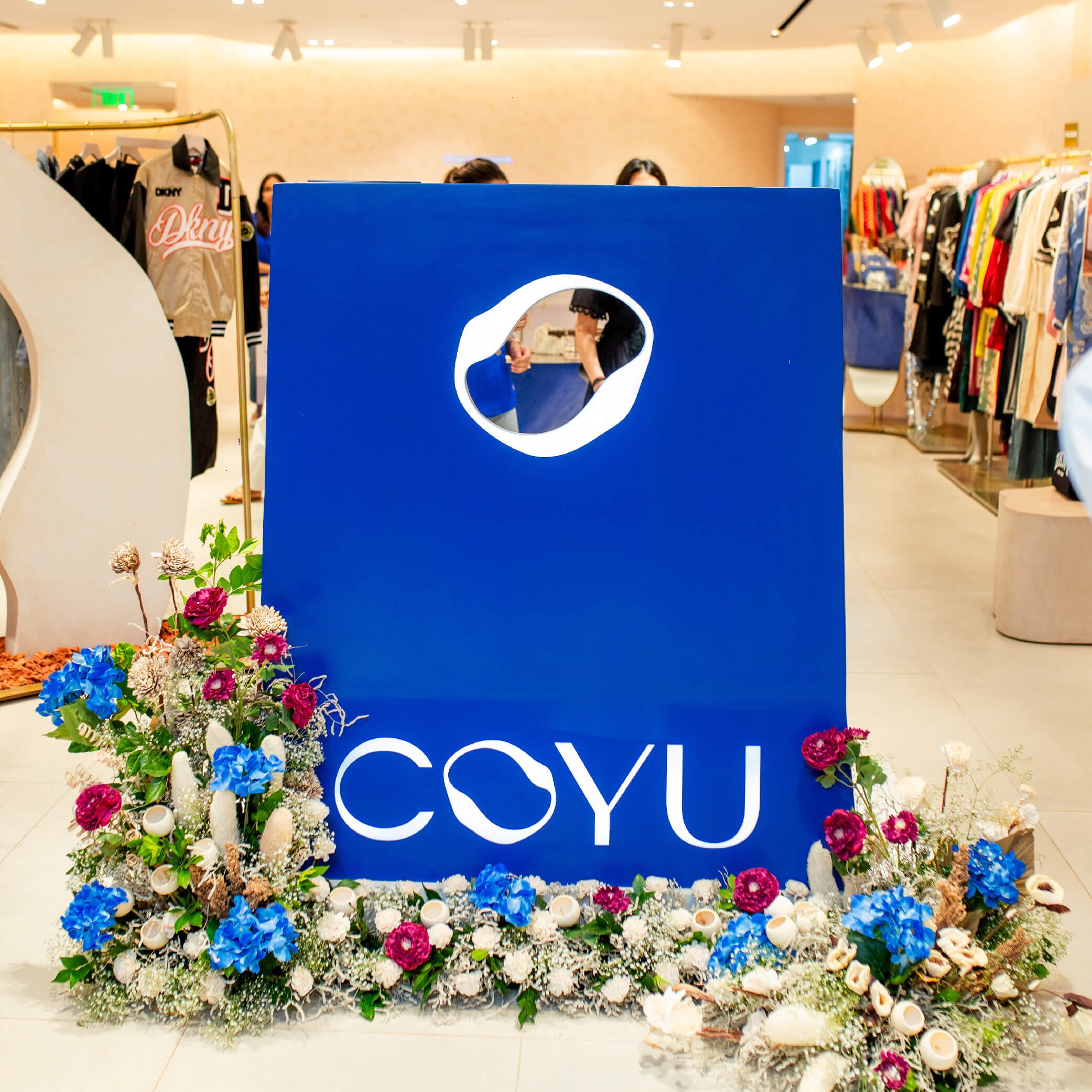 Coyu store image Ambience mall Vasant Kunj 3