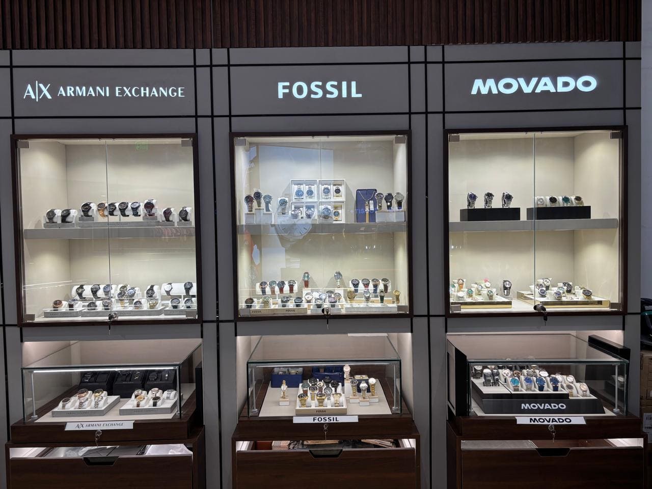 Tissot store images Ambience Mall Gurugram 8