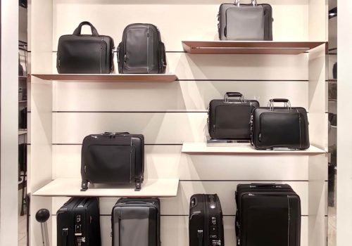 Tumi store image Ambience mall Gurugram