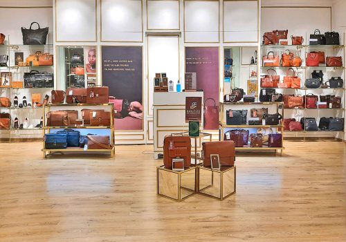 Hi design store image Ambience mall Gurugram 2