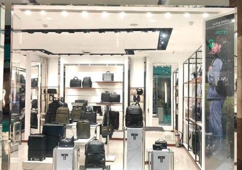 Tumi store image Ambience mall Gurugram 2