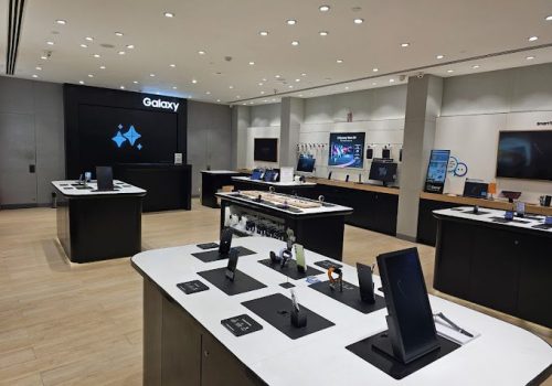 Samsung store image 2