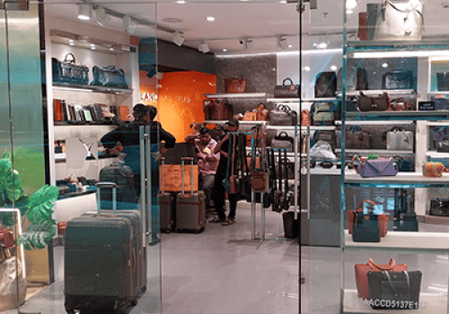 Da Milano store image Ambience mall Vasant Kunj 8