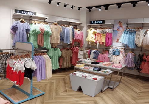 Reliance Trends store image Ambience mall Vasant Kunj 9
