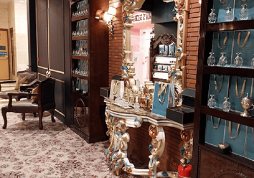 Oud Arabia store image Ambience mall Vasant Kunj 3