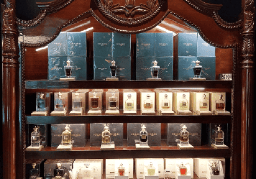 Oud Arabia store image Ambience mall Vasant Kunj 4