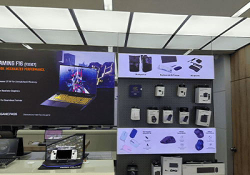 Asus store image Ambience mall Vasant Kunj 4