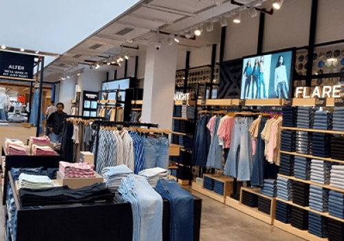 Levis store image Ambience mall Vasant Kunj 4