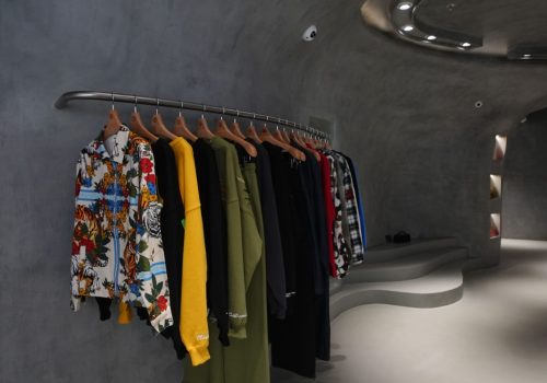 Bluorng store image Ambience mall Gurugram